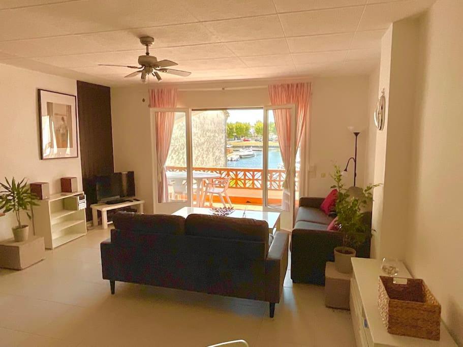 Lindo Apartamento Con Vistas Al Puerto Mistral Empuriabrava Exteriör bild