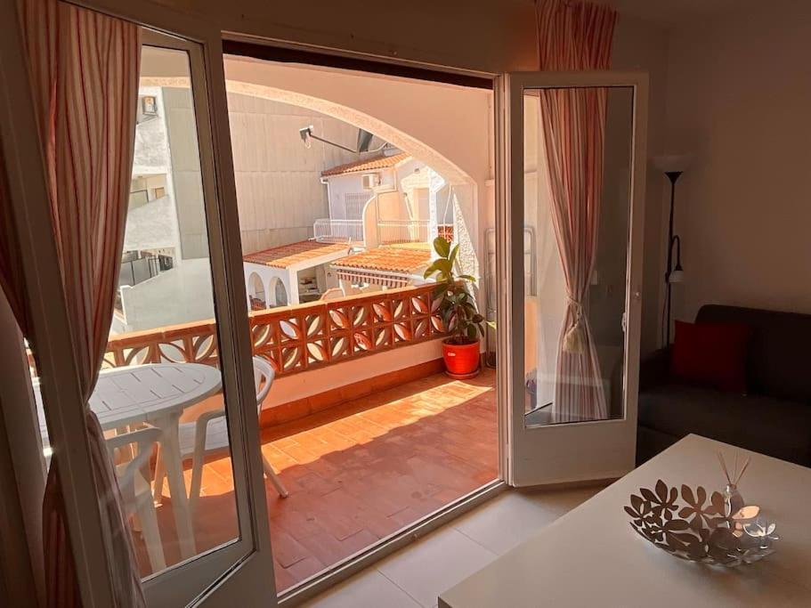 Lindo Apartamento Con Vistas Al Puerto Mistral Empuriabrava Exteriör bild